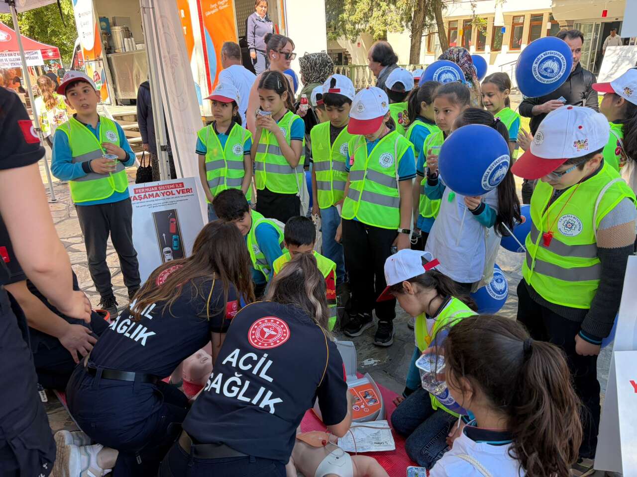 Muğla’da Trafik ve İlkyardım Haftası Kapsamında Kapsamlı Farkındalık Etkinliği 9